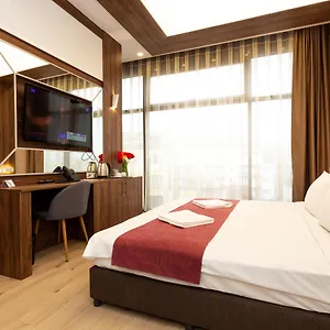 https://boutique-one.sofiahotelsbg.com